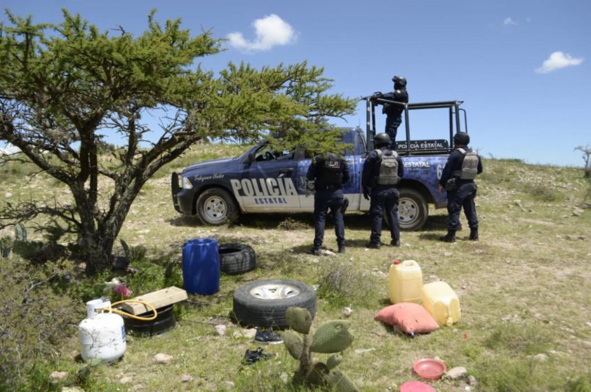 SSP REVENTÓ CINCO CAMPAMENTOS DEL CRIMEN ORGANIZADO Y ASEGURÓ DOS VEHÍCULOS EN FRESNILLO