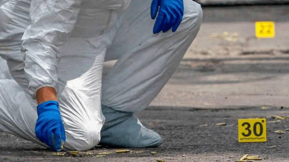 ASESINADO A BALAZOS EN PLENO CENTRO DE LA CAPITAL ASESINADO A BALAZOS EN PLENO CENTRO DE LA CAPITAL