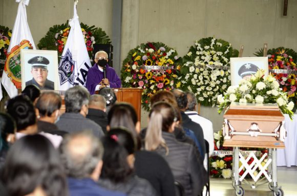 CON ALTOS HONORES DIERON ÚLTIMO ADIÓS A POLICÍAS EMBOSCADOS EN VALPARAÍSO