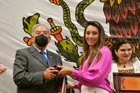 LA LXIII LEGISLATURA ENTREGÓ PRESEA AL MÉRITO Y TRAYECTORIA PERIODÍSTICA EDICIÓN 2021