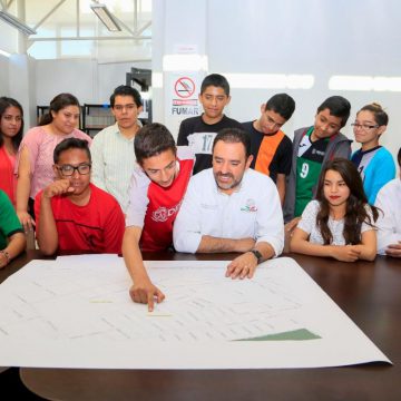 BECAS, APUESTA DEL GOBIERNO DE TELLO PARA EL DESARROLLO INTEGRAL DE ESTUDIANTES Y MADRES JÓVENES