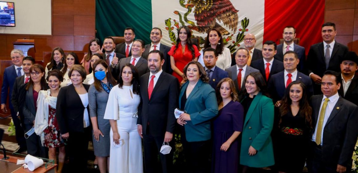 GOBERNADOR TELLO ACUDE A INSTALACIÓN DE LXIV LEGISLATURA; REITERA SU RESPETO IRRESTRICTO A LAS Y LOS DIPUTADOS