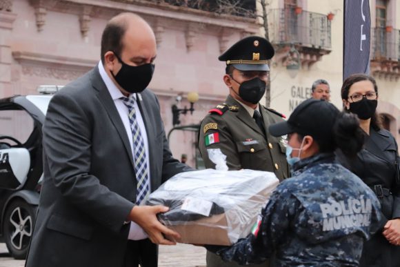 “CELEBRAMOS ANIVERSARIO DE ZACATECAS DOTANDO DE MÁS EQUIPO TÁCTICO A NUESTRA CORPORACIÓN MUNICIPAL: SEG