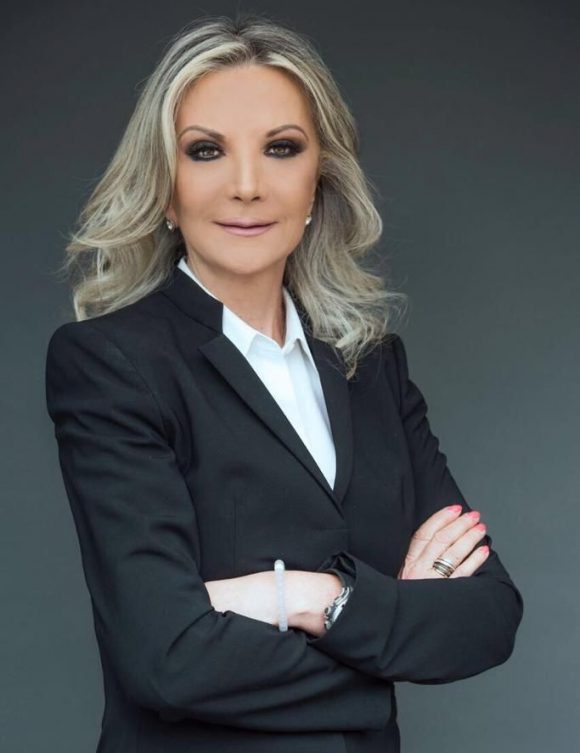 ¡PARA GINA DÍEZ BARROSO LO IMPORTANTE ES QUE LA MUJER CONOZCA SU PODER!