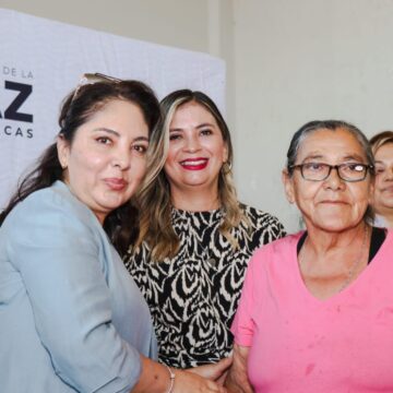 Beneficia Gobierno de Zacatecas a habitantes de Luis Moya con apoyos de asistencia social