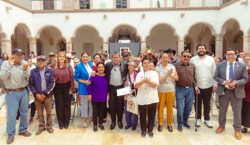 BENEFICIA GOBERNADOR DAVID MONREAL CON VISAS HUMANITARIAS A 73 ZACATECANOS PARA REENCONTRARSE CON FAMILIARES EN EE.UU.