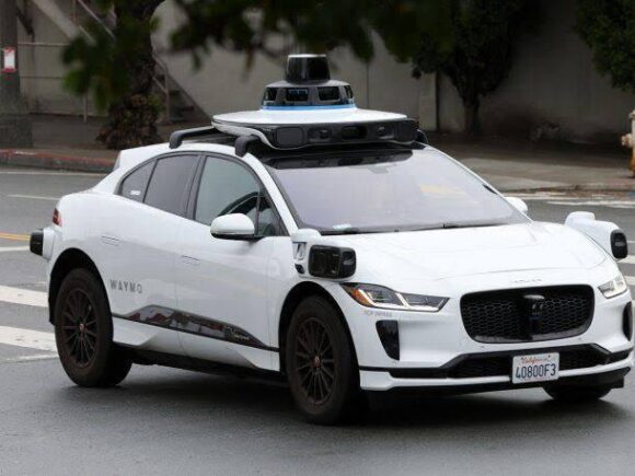 WAYMO DE ALPHABET AMPLIARÁ SU FLOTA DE ROBOTAXI CON VEHÍCULOS ELÉCTRICOS DE LA MARCA HYUNDAI WAYMO DE ALPHABET AMPLIARÁ SU FLOTA DE ROBOTAXI CON VEHÍCULOS ELÉCTRICOS DE LA MARCA HYUNDAI