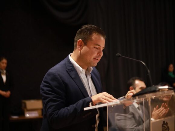 PARTICIPA MIGUEL VARELA EN EL XLVIII ANIVERSARIO DEL ITZ