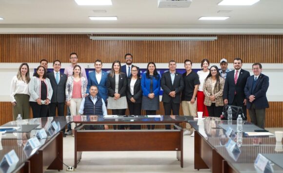 SE INSTALA LA COMISIÓN EDILICIA DE HACIENDA PÚBLICA Y PATRIMONIO MUNICIPAL EN ZACATECAS SE INSTALA LA COMISIÓN EDILICIA DE HACIENDA PÚBLICA Y PATRIMONIO MUNICIPAL EN ZACATECAS