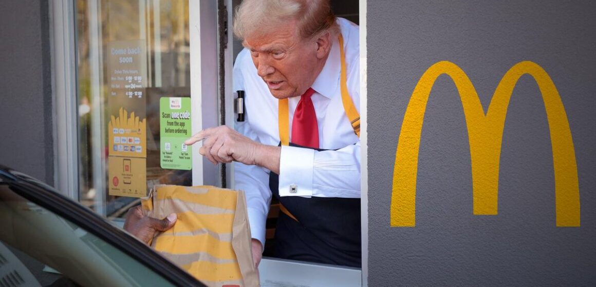 DONALD TRUMP SE PONE A HACER PAPAS EN UN MCDONALD’S
