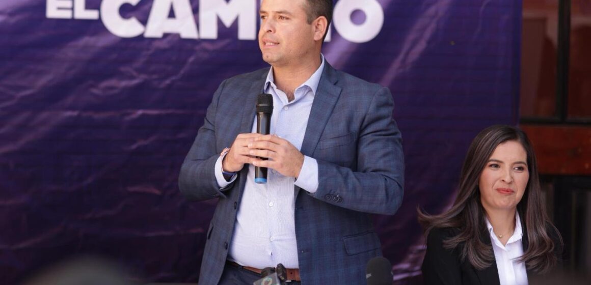 MIGUEL VARELA PRESENTA A SU EQUIPO DE TRABAJO PARA LA ADMINISTRACIÓN MUNICIPAL