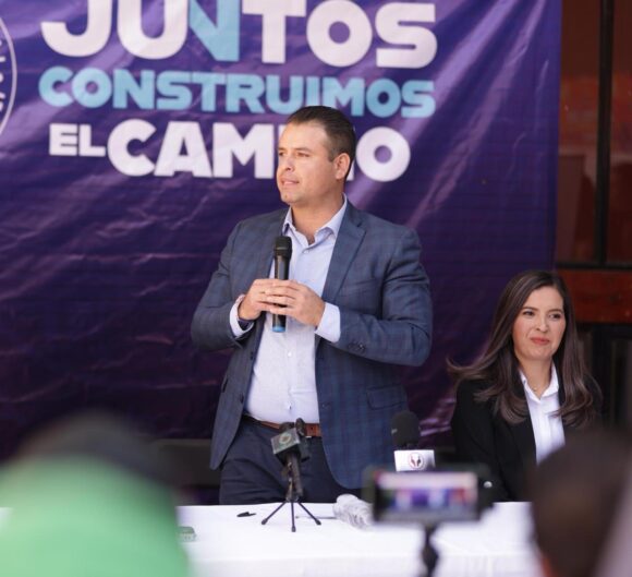MIGUEL VARELA PRESENTA A SU EQUIPO DE TRABAJO PARA LA ADMINISTRACIÓN MUNICIPAL