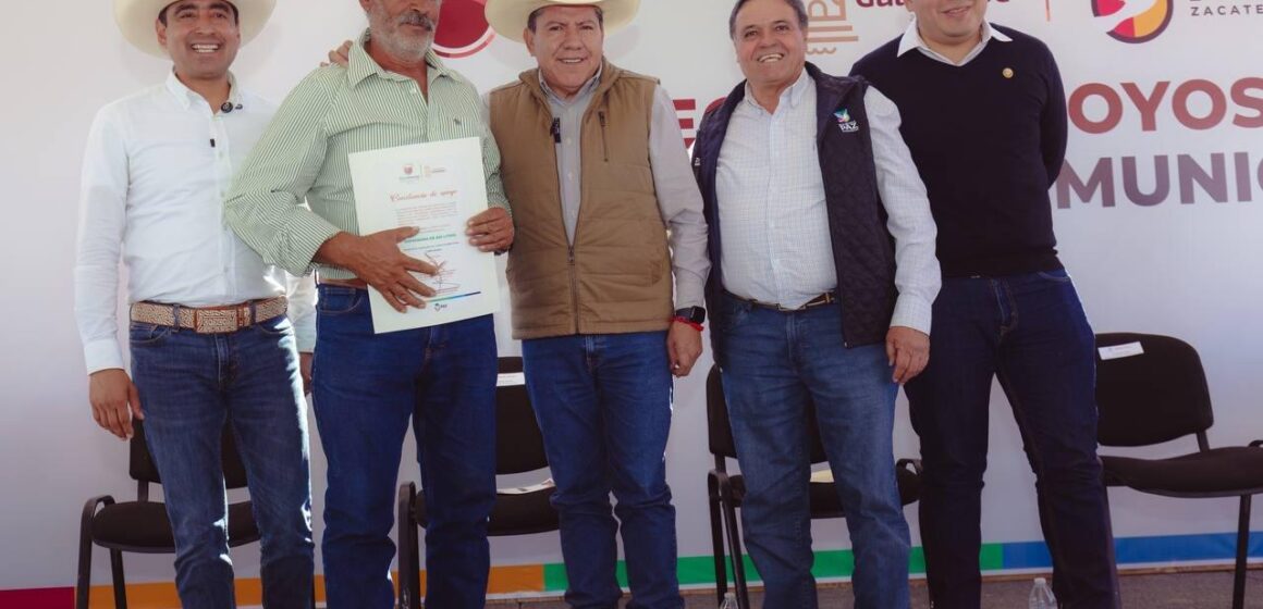 ENTREGA GOBERNADOR DAVID MONREAL ÁVILA 8.9 MDP EN APOYOS A CAMPESINOS DE GUADALUPE