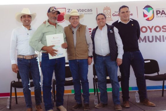 ENTREGA GOBERNADOR DAVID MONREAL ÁVILA 8.9 MDP EN APOYOS A CAMPESINOS DE GUADALUPE