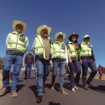 SUPERVISA GOBERNADOR REHABILITACIÓN DE CARRETERA GUADALUPE-CUAUHTÉMOC