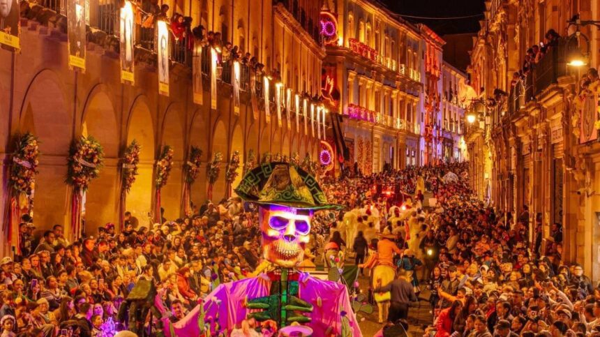 VIBRA ZACATECAS CON EL GRAN DESFILE DE DÍA DE MUERTOS 2024, QUE TUVO UNA AFLUENCIA DE MÁS DE 70 MIL PERSONAS