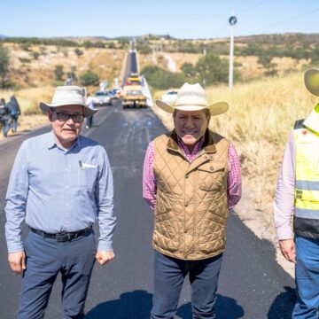 AVANZA REHABILITACIÓN DE LA CARRETERA ZACATECAS-GUADALAJARA; GOBERNADOR DAVID MONREAL SUPERVISA 44.4 KM INTERVENIDOS