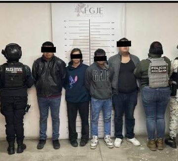 DETIENEN FUERZAS DE SEGURIDAD A CUATRO PERSONAS POR POSESIÓN DE ARMAS Y DROGAS