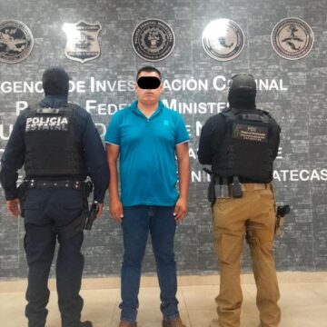 LOCALIZAN A 53 MIGRANTES Y DETIENEN A UN MASCULINO POR EL PROBABLE DELITO DE TRATA DE PERSONAS