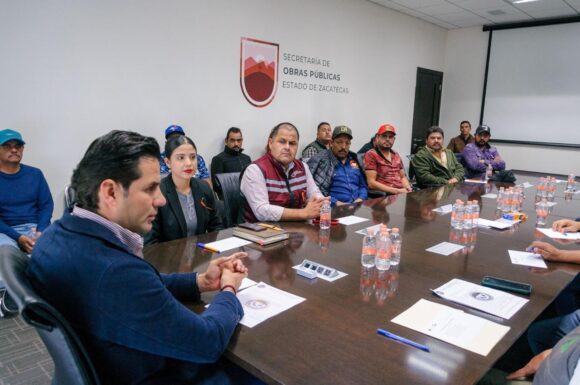 SERÁ PARA TRABAJADORES LOCALES MANO DE OBRA QUE CONSTRUYE EL PROGRESO DE ZACATECAS SERÁ PARA TRABAJADORES LOCALES MANO DE OBRA QUE CONSTRUYE EL PROGRESO DE ZACATECAS