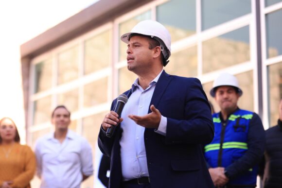 INICIA MIGUEL VARELA REMODELACIÓN DE COMEDOR EN LA PRESIDENCIA MUNICIPAL INICIA MIGUEL VARELA REMODELACIÓN DE COMEDOR EN LA PRESIDENCIA MUNICIPAL