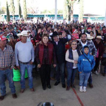 GOBERNADOR DAVID MONREAL LLEVÓ LAS POSADAS POR LA PAZ A NORIA DE ÁNGELES; COMPROMETIÓ APOYOS PARA CARRETERAS