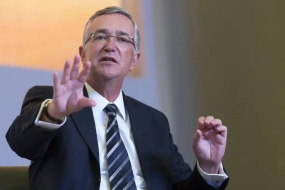 SALINAS PLIEGO PIDE A COLABORADORES DE TV AZTECA DEJAR DE USAR EL “LENGUAJE WOKE”