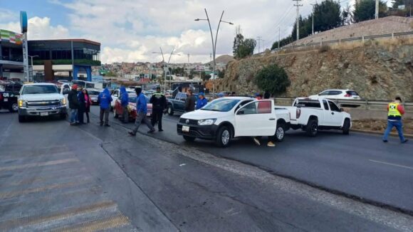 CALZADA HÉROES DE CHAPULTEPEC ES BLOQUEADA, EN PROTESTA POR EL SEGUNDO PISO CALZADA HÉROES DE CHAPULTEPEC ES BLOQUEADA, EN PROTESTA POR EL SEGUNDO PISO