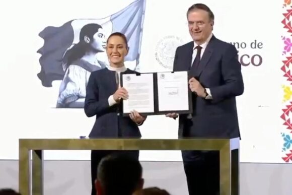 GOBIERNO ANUNCIA ARANCELES PARA PROTEGER A INDUSTRIA TEXTIL MEXICANA GOBIERNO ANUNCIA ARANCELES PARA PROTEGER A INDUSTRIA TEXTIL MEXICANA