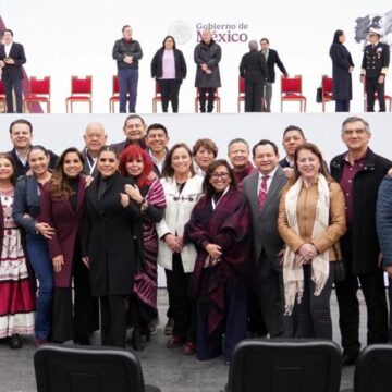 ASISTE EL GOBERNADOR DAVID MONREAL, A CELEBRACIÓN DE LOS PRIMEROS 100 DÍAS DEL MANDATO DE LA PRESIDENTA CLAUDIA SHEINBAUM PARDO