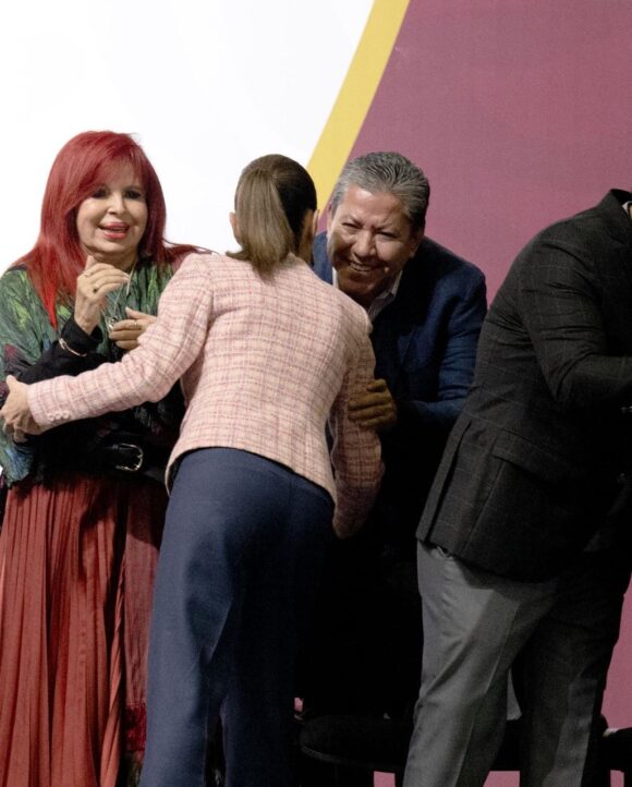 ASISTE GOBERNADOR DAVID MONREAL AL ENCUENTRO NACIONAL MUNICIPAL CONVOCADO POR LA PRESIDENTA CLAUDIA SHEINBAUM ASISTE GOBERNADOR DAVID MONREAL AL ENCUENTRO NACIONAL MUNICIPAL CONVOCADO POR LA PRESIDENTA CLAUDIA SHEINBAUM