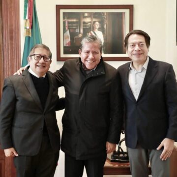 REFRENDAN GOBERNADOR DAVID MONREAL Y SECRETARIO DE EDUCACIÓN, MARIO DELGADO, COMPROMISO CON SECTOR EDUCATIVO DE ZACATECAS