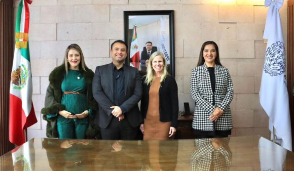 ZACATECAS Y ESTADOS UNIDOS ESTRECHAN LAZOS EN MATERIA DE INVERSIÓN Y APOYO A MIGRANTES ZACATECAS Y ESTADOS UNIDOS ESTRECHAN LAZOS EN MATERIA DE INVERSIÓN Y APOYO A MIGRANTES