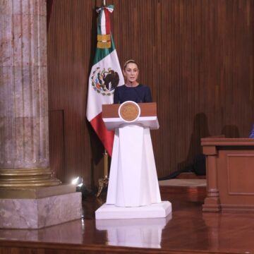 ACOMPAÑA GOBERNADOR DAVID MONREAL A PRESIDENTA CLAUDIA SHEINBAUM EN CONMEMORACIÓN DEL 108 ANIVERSARIO DE LA CONSTITUCIÓN