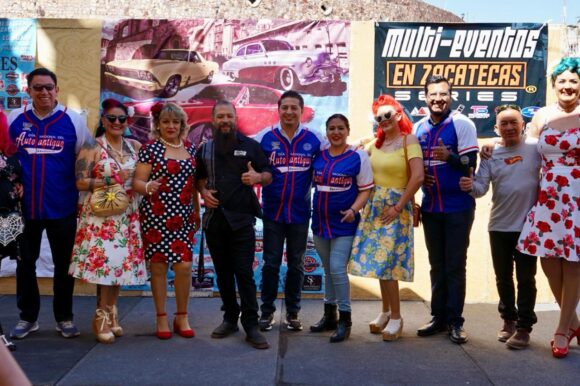 IMPULSA ZACATECAS CAPITAL CONVIVENCIA EN EL EVENTO DE AUTOS ANTIGUOS IMPULSA ZACATECAS CAPITAL CONVIVENCIA EN EL EVENTO DE AUTOS ANTIGUOS
