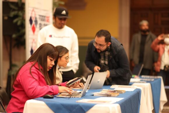 REUNE AYUNTAMIENTO DE ZACATECAS A EMPRESAS LÍDERES EN LA FERIA DEL EMPLEO Y LOGRA MÁS DE 400 EMPLEOS REUNE AYUNTAMIENTO DE ZACATECAS A EMPRESAS LÍDERES EN LA FERIA DEL EMPLEO Y LOGRA MÁS DE 400 EMPLEOS
