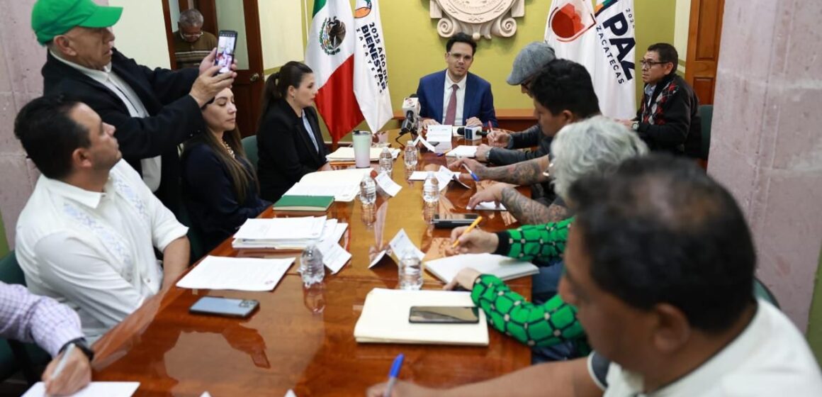 GOBIERNO DE ZACATECAS PROPONE SOLUCIÓN A BECAS