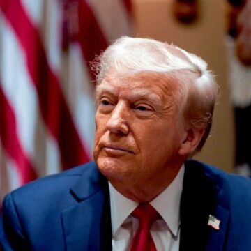 EL PRESIDENTE DE ESTADOS UNIDOS, DONALD TRUMP, SENTENCIÓ QUE “LOS ARANCELES VAN” CONTRA MÉXICO Y CANADÁ.