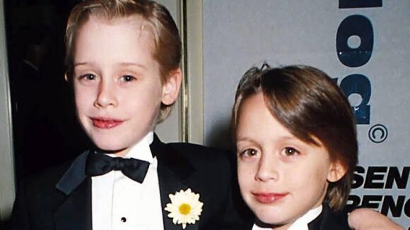 MACAULAY CULKIN LLORÓ AL VER A SU HERMANO, KIERAN, GANAR EL OSCAR A MEJOR ACTOR DE REPARTO MACAULAY CULKIN LLORÓ AL VER A SU HERMANO, KIERAN, GANAR EL OSCAR A MEJOR ACTOR DE REPARTO