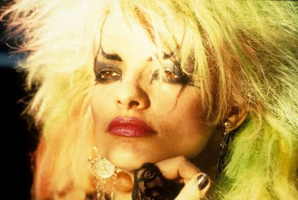 NINA HAGEN, LA EXCÉNTRICA ROCKERA PUNK ALEMANA, CUMPLE 70 AÑOS NINA HAGEN, LA EXCÉNTRICA ROCKERA PUNK ALEMANA, CUMPLE 70 AÑOS