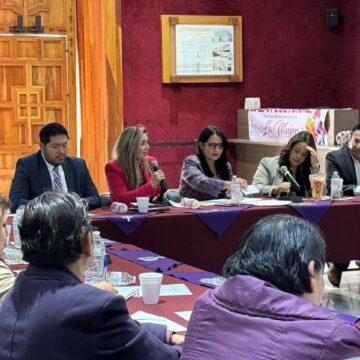 REALIZAN PODERES EJECUTIVO Y LEGISLATIVO MESA DE CONSTRUCCIÓN LEGISLATIVA PARA IGUALDAD Y ERRADICACIÓN DE VIOLENCIAS