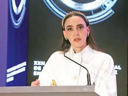 NECESITAMOS QUE LAS INVERSIONES PRIVADAS NO CAIGAN, PIDE ALTAGRACIA GÓMEZ