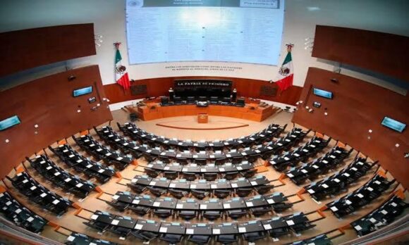 CONCLUYE ABRUPTAMENTE SESIÓN EN EL SENADO; MORENISTAS ABANDONAN PLENO