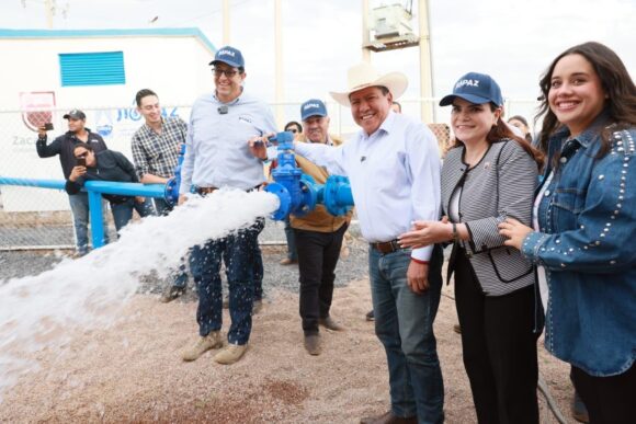 CUMPLE GOBERNADOR DAVID MONREAL ÁVILA AL PUEBLO DE MORELOS CON UN NUEVO POZO DE AGUA POTABLE
