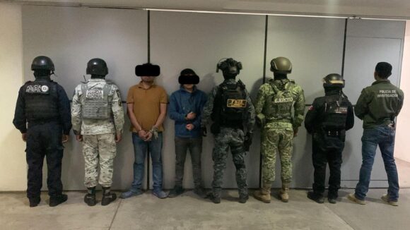 APREHENDEN FUERZAS DE SEGURIDAD A SEIS PERSONAS POR PROBABLES DELITOS CONTRA LA SALUD Y PORTACIÓN DE ARMA DE FUEGO