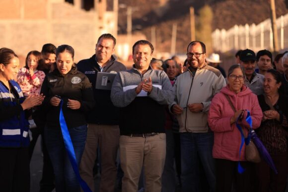 CUMPLE MIGUEL VARELA A HABITANTES DE LA COLONIAS LAS AMÉRICAS, GONZALO GARCÍA Y MECÁNICOS II CON OBRA PÚBLICA CUMPLE MIGUEL VARELA A HABITANTES DE LA COLONIAS LAS AMÉRICAS, GONZALO GARCÍA Y MECÁNICOS II CON OBRA PÚBLICA