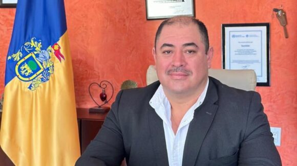 DETIENEN A JOSÉ MURGUÍA, ALCALDE DE TEUCHITLÁN; ESTARÍA VINCULADO AL CAMPO DE ADIESTRAMIENTO DEL CJNG