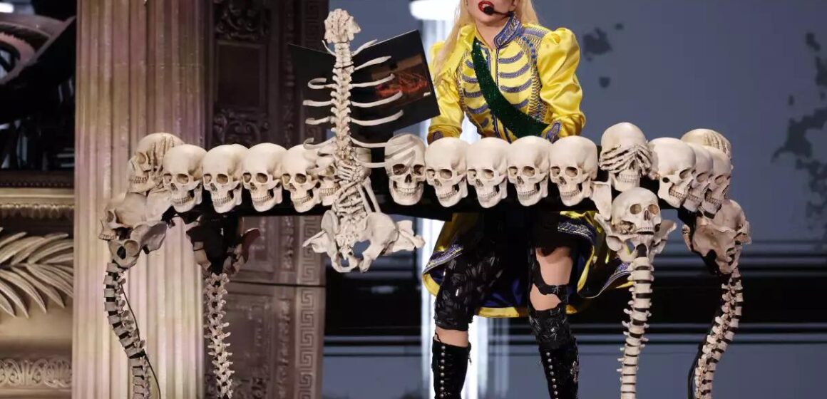 POLICÍA BRASILEÑA FRUSTRA ATAQUE CON BOMBA EN CONCIERTO MASIVO DE LADY GAGA
