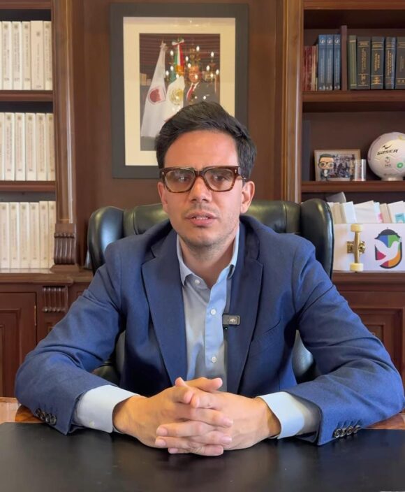 COLABORA GOBIERNO DE ZACATECAS EN INVESTIGACIÓN DE INCENDIO A VEHÍCULOS EN ESTACIONAMIENTO DEL BAR TERRAZA CONDESA