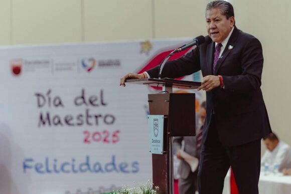 NECESITAMOS A LOS MAESTROS EN EL PROCESO DE TRANSFORMACIÓN Y PACIFICACIÓN: GOBERNADOR DAVID MONREAL